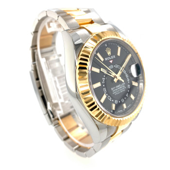 Rolex sky dweller online half gold